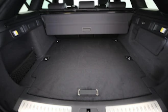 https://vehicle.imgix.net/4326043/4cfc4c5b-023e-4dc7-8281-4f3c6d08260c.jpg