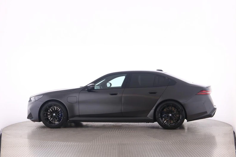 immagine del veicolo BMW 5 SERIES