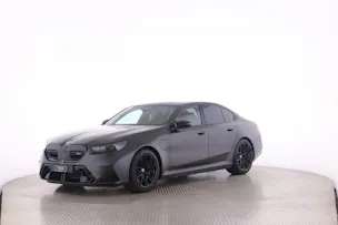 BMW M5 xDrive