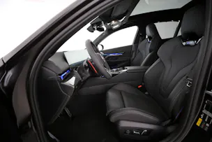 BMW M5 xDrive