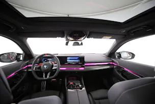 BMW M5 xDrive