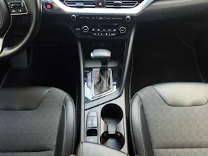 Fahrzeugbild KIA Niro 1.6 GDi Hybrid Power
