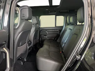 Land Rover Defender 110 2.0 P300e X-Dynamic HSE