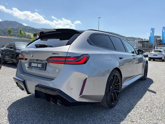BMW M5 xDrive Touring
