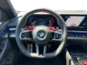 BMW M5 xDrive Touring