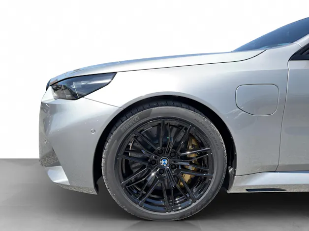 BMW M5 xDrive Touring