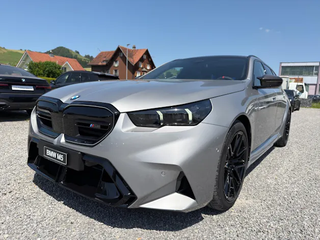 BMW M5 xDrive Touring