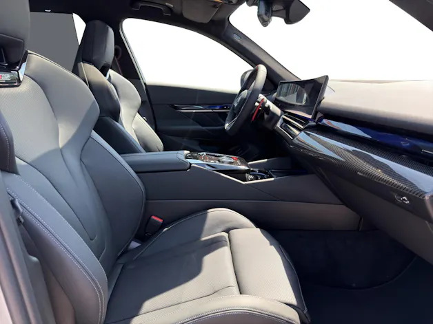 BMW M5 xDrive Touring