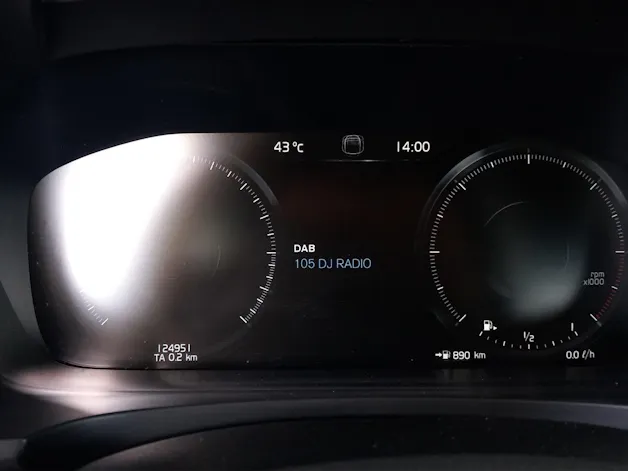 Volvo V90 2.0 B5 R-Design AWD