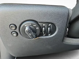 Mini F55 2.0i Cooper S SDKG / ab 3,9% Leasing bei Abschluss einer Protect Autoversicherung