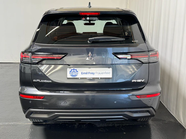 Fahrzeugbild MITSUBISHI OUTLANDER