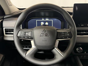Fahrzeugbild MITSUBISHI Outlander 2.4 PHEV Inform 4x4