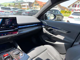 BMW M5 xDrive Touring