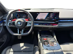 BMW M5 xDrive Touring