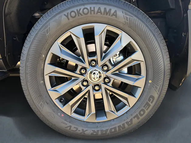 Toyota Land Cruiser 2.8 D 48V Invincible