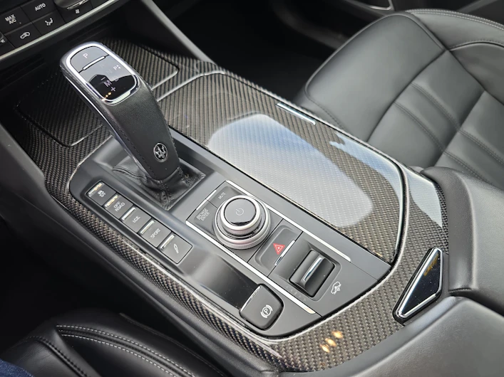 immagine del veicolo MASERATI LEVANTE