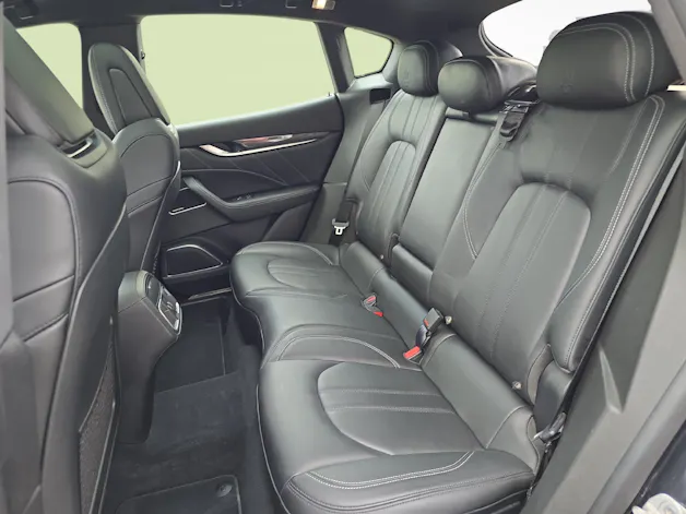 Maserati Levante 3.0 V6 GranSport / Jetzt mit attraktivem 1.9% Leasing!