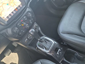 Fahrzeugbild JEEP Renegade 1.3 S 4xe / Jetzt mit attraktivem 1.9% Leasing!