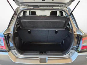 Suzuki Swift 1.2 Tradizio Top Hybrid 4x4 / ab 3,99% Leasing bei Abschluss einer Protect Autoversicherung