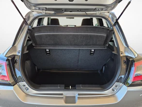 https://vehicle.imgix.net/4326220/ffb73d21-43b3-4e55-b931-7ac7d0ad92db.jpg