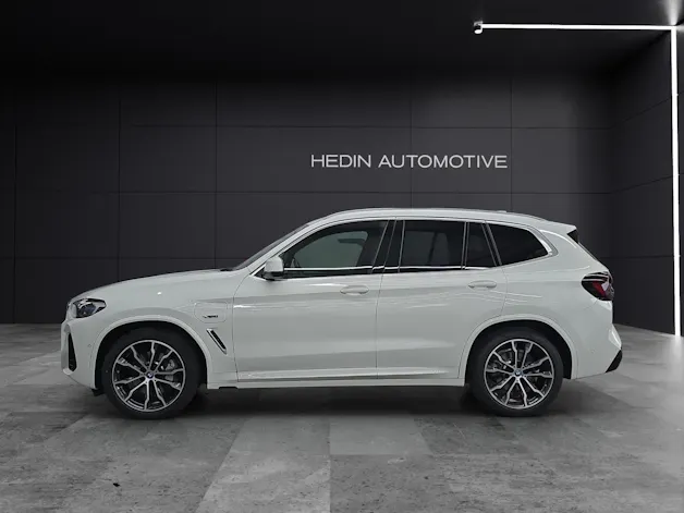 BMW X3 30e xDrive SAG