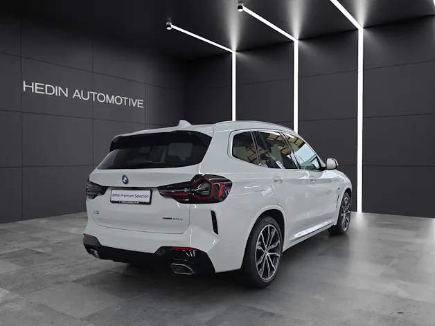 BMW X3 30e xDrive SAG