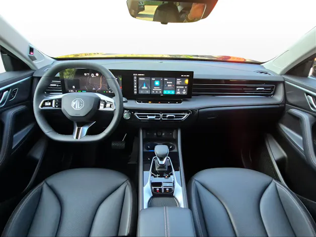 MG HS 1.5 Hybrid Luxury