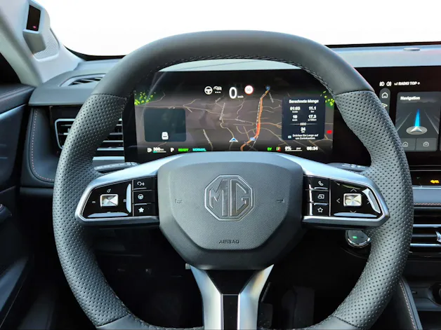 MG HS 1.5 Hybrid Luxury