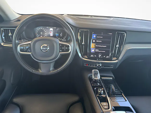 Volvo V60 2.0 T6 TE Inscription eAWD / Jetzt mit attraktivem 1.9% Leasing!