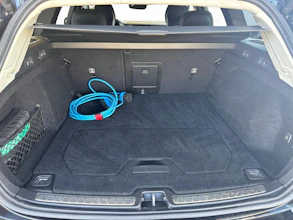 https://vehicle.imgix.net/4326228/f8f6f215-85b0-46a4-9502-b32bd6a11668.jpg
