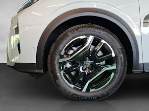 Peugeot 3008 e-Allure Premium AWD