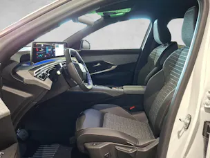 Peugeot 3008 e-Allure Premium AWD