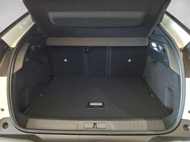 Peugeot 3008 e-Allure Premium AWD