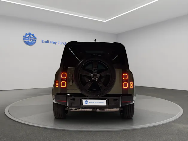 Land Rover Defender 110 3.0 D I6 350 X-Dynamic HSE