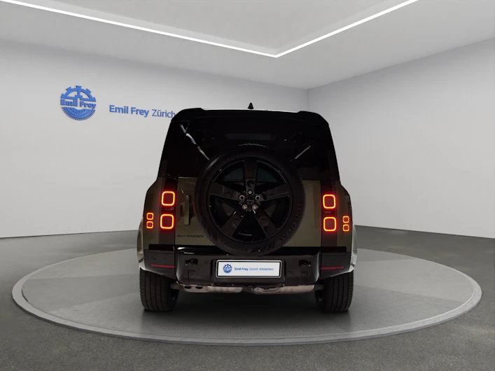 image du véhicule LAND ROVER DEFENDER