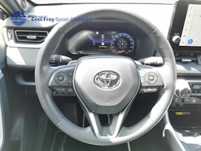 https://vehicle.imgix.net/4326347/ce6d2a0b-f2dc-4a15-b5c3-26e97732fe43.jpg