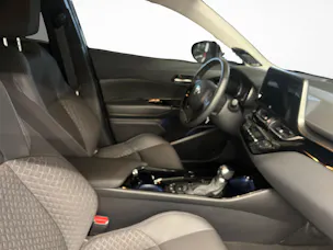 Toyota C-HR 2.0 VVTi HSD Trend