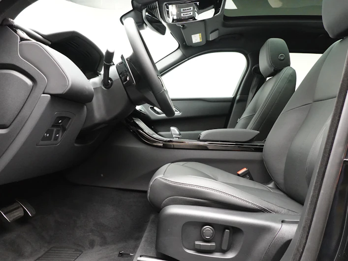 image du véhicule LAND ROVER RANGE ROVER VELAR