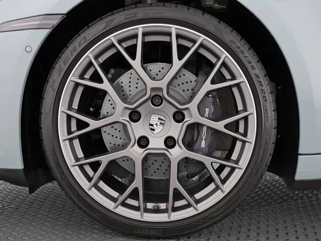 Porsche 911 Carrera