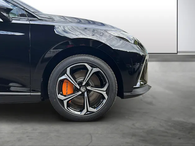 MG 4 64kWh Xpower 4WD