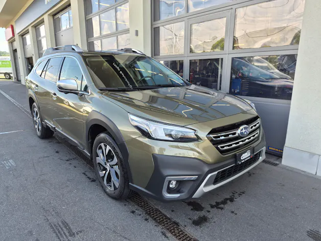 Subaru Outback 2.5i Luxury
