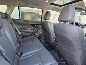 Subaru Outback 2.5i Luxury