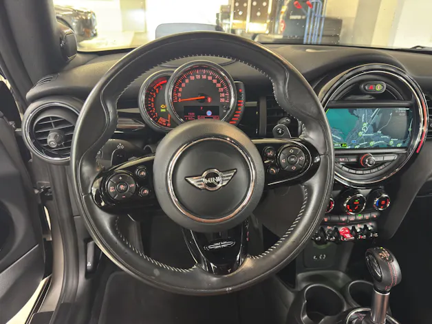 Mini Cabrio F57 2.0i Cooper S HIFI-SYSTEM HARMAN/KARDON