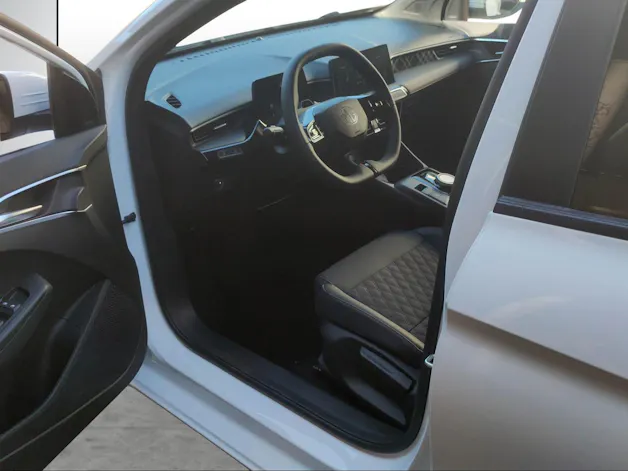 MG 3 1.5 Hybrid Luxury