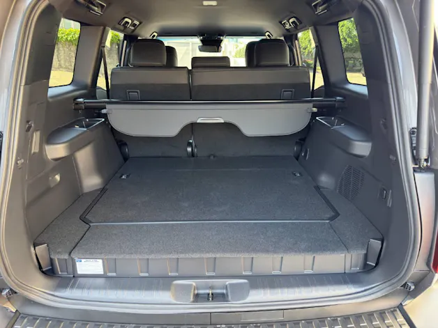 Toyota Land Cruiser 2.8 D 48V Style