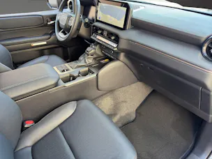 Toyota Land Cruiser 2.8 D 48V Style