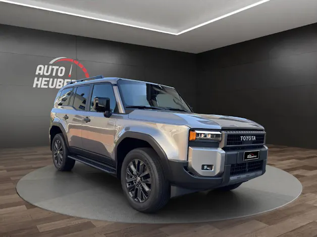 Toyota Land Cruiser 2.8 D 48V Style