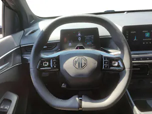 MG 3 1.5 Hybrid Luxury