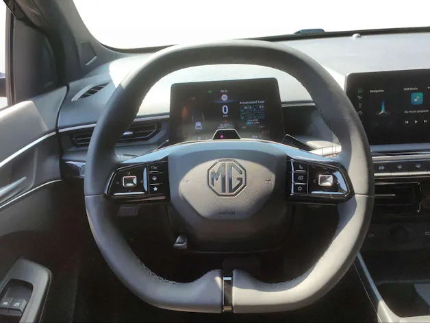 MG 3 1.5 Hybrid Luxury
