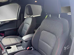 Ford Kuga 2.0 EcoBlue ST-Line 4x4 **Inkl. Standheizung**